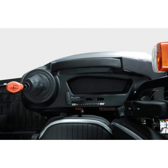 Лимитирана серия индийски трактор Solis S26 (9+9) ROPS Tier V - Black