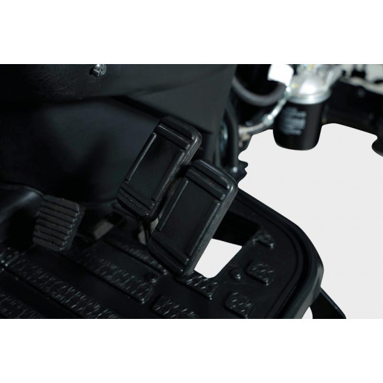 Лимитирана серия индийски трактор Solis S26 (9+9) ROPS Tier V - Black